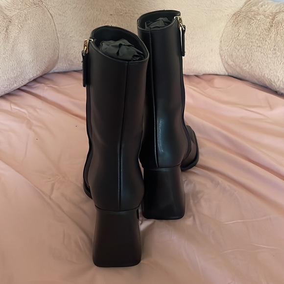 Feners Toe Square Ankle Boots - Picture 3 of 4